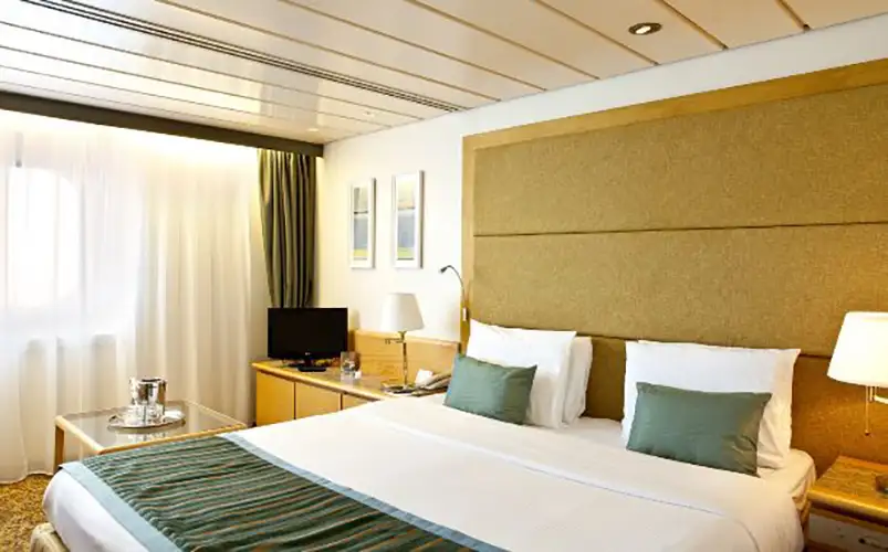 SE Suite Exterior