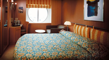 Exterior celebrity-cruises-celebrity-infinity-4-5-6-7-8-foto-01