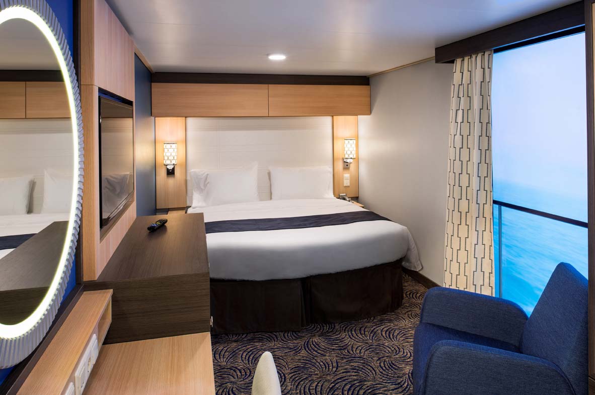 Studio Interior royal-caribbean-radiance-of-the-seas-si